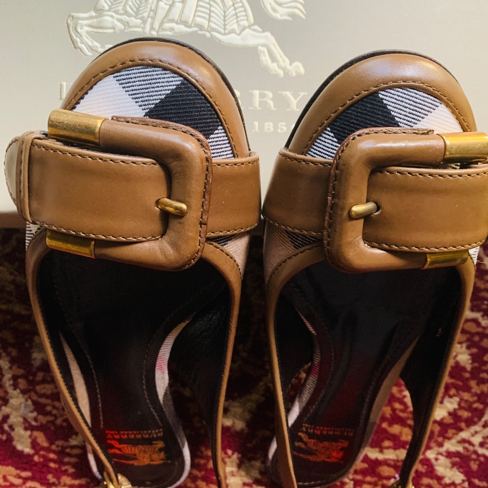 Burberry shoes